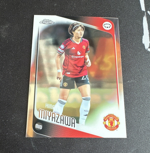 Topps chrome uwcl hinata - topps,